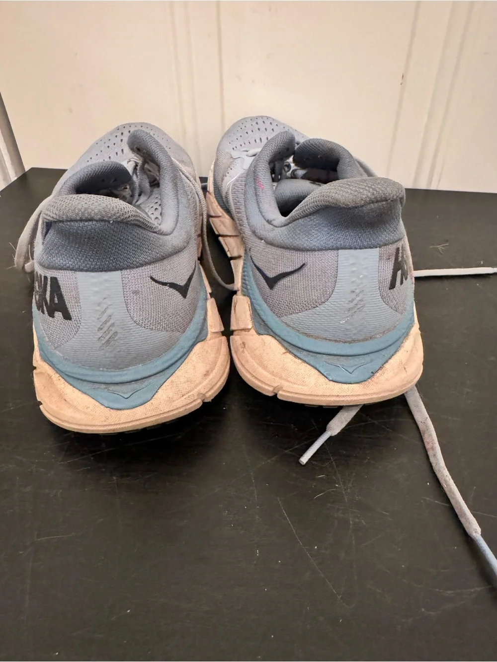 Hoka One One Arahi 5 Women’s Running Shoe Light Blue Fog US 8